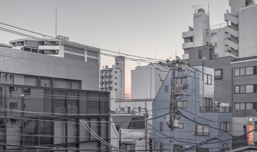 Dusk in Sendagi, Tokyo | © Jan Vranovský, 2018