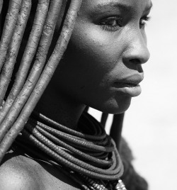 djabal:  Himba Portraitsflickr.com 