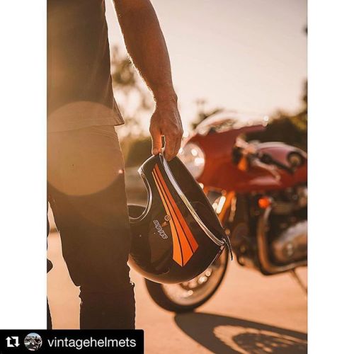 bcncaferacer: Thanks to @vintagehelmets for his incredible pic’s point of view. Thanks dude! #