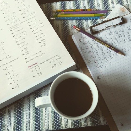 doctor-muffin:  It’s never too early for Maths when it’s your college career on the line. #studyblr #studyspo #maths #recovery
