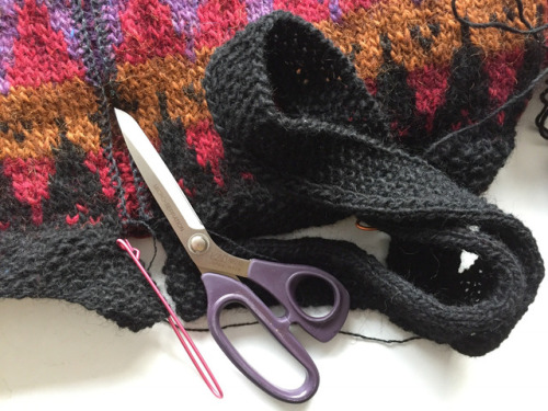 Sídsumarskápa - cut your knitting &hellip;