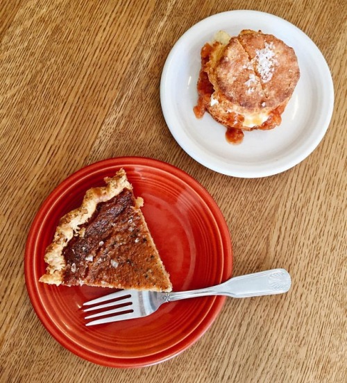 Brown butter and sea salt tart and buttermilk biscuit with homemade peach jam? Yes please. #foodporn