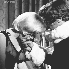 satnin:  Marilyn Monroe and Tony Curtis in Some Like It Hot, 1959. 
