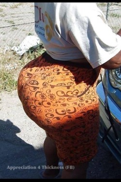 bignell40:  Junk   Very nice booty