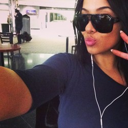 stephsdope:  ✌️👑 (at Newark Liberty