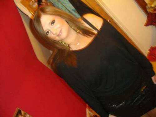 Wow! Check out the tits on this one!Keep the submissions coming