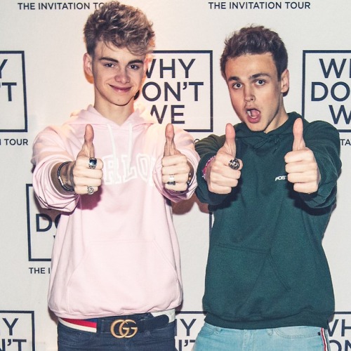zachsbabyface: there’s nothing but love, happiness and positivity radiating through these phot