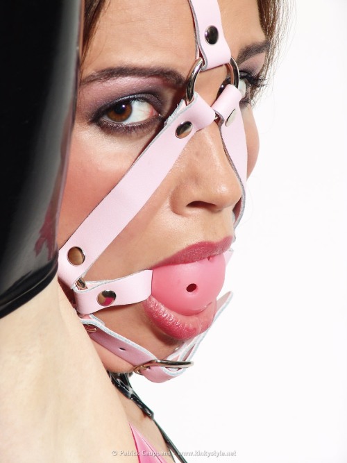 fetishchix:One if the most beautiful women ever to wear latex, and a ball gag!… Marie Kalista…