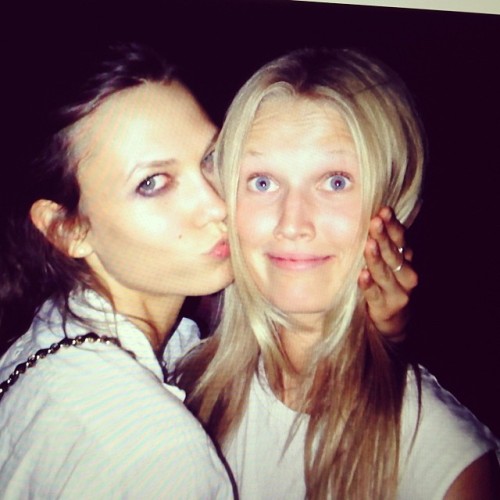 Around my 18th birthday!! @karliekloss i miss you baby!! #tbt #throwbackthursday #sisterlove