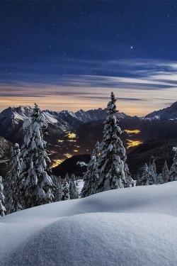 0rient-express:  snow | by Gian Marco Schena.
