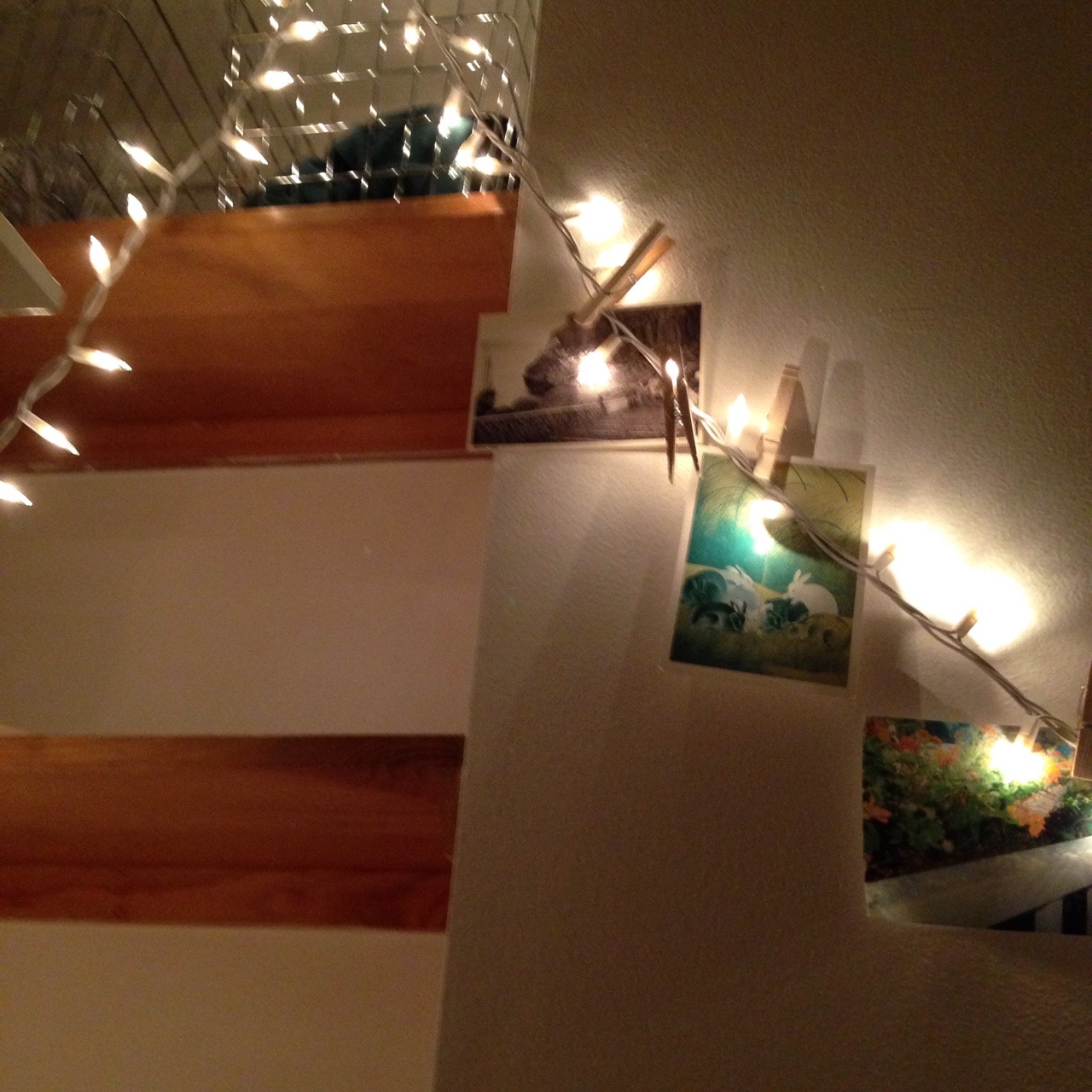 artkid:bc people have been asking 2 see my room.. makena n I are redecorating &amp;