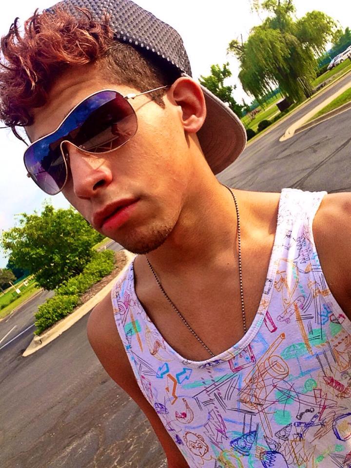   »»&gt;  EXPOSED  ««&lt; This is 18 y/o Anthony Rios who the submitter