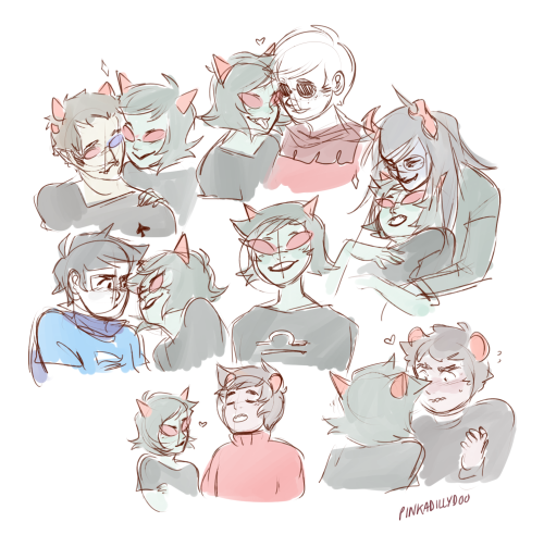 pinkadillydoo:i need to force myself to draw moreso have a ton of ships feat. my baby