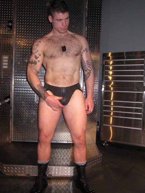 Follow my two hairy men blogs:http://sambrcln.tumblr.comhttp://hairysex.tumblr.com