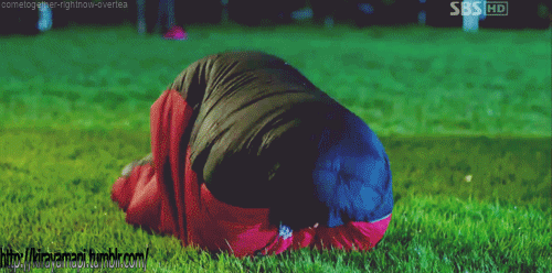 kirayamapi:  I saw this post and I couldn’t resist to also make a gif with Eren