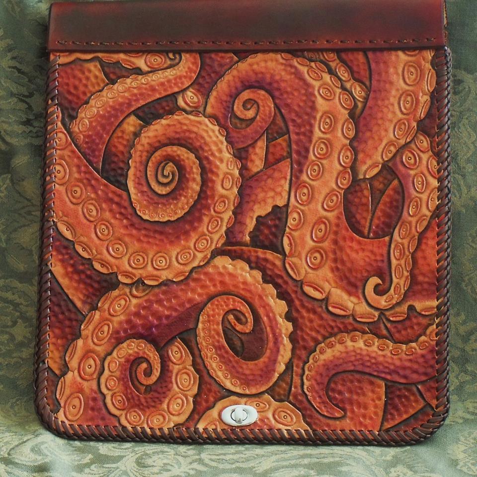 notnumbersix:  sweetpeanil: i-monster:  steampunktendencies:  Leather Work by Simon