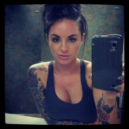 grimy11:  Follow Me: http://grimy11.tumblr.com/