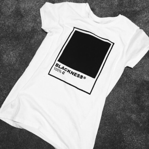 jaethegemini: afro-arts:  AChewArts  www.etsy.com/shop/AChewArts // IG: ash_chew  ษ - ๖  CLICK HERE for more black owned businesses!   this is great 