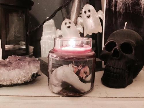 clarabeau:  theyankeecandle:   madame-vashtranerada:   blackberrycreek:   stepone:  clarabeau:  Ladies, I am holding out my hand. Do you trust me? I need you to open Google Maps. Locate your nearest mall. Get in your car. Drive to Yankee Candle. Past