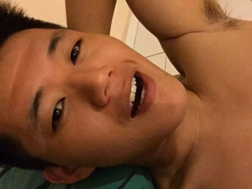 rebelziid: Cute Malasian Exposed [ Horny cutie shooting his hot load ]