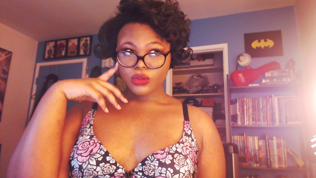 the-luscious-curlbombs:  katblaque:  Feelin myself a little too much today! Two things