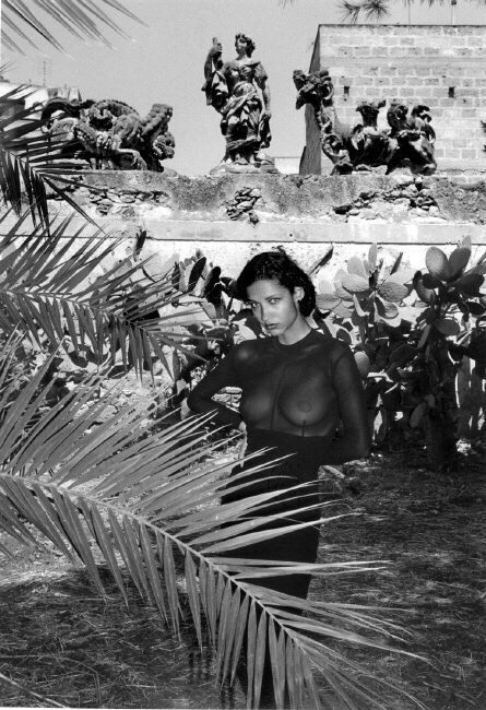dspallas:  Marpessa Hennick by Ferdinando Scianna for Dolce and Gabbana (1987)