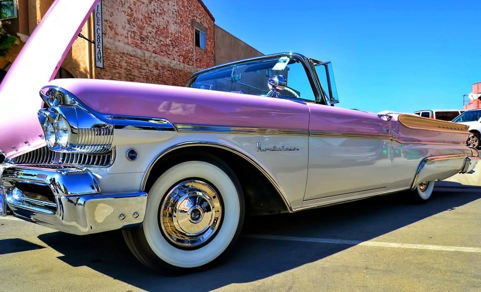 morbidrodz:  Click here for more awesome cars 