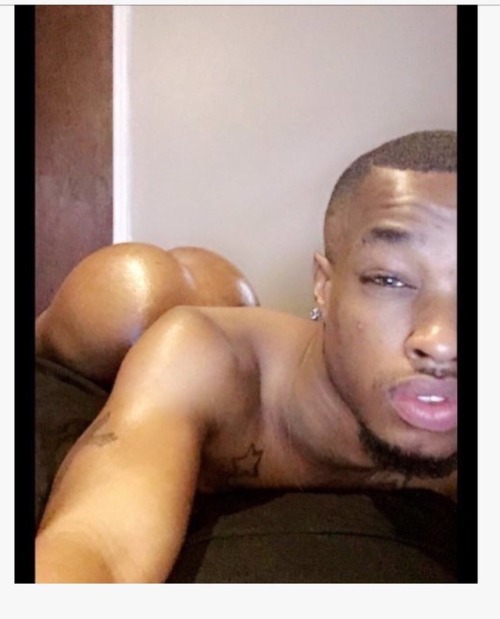 phreshdope069:  Buttholes and buttcheeks 😍😍  Follow phreshdope069  Kik mightymaximum