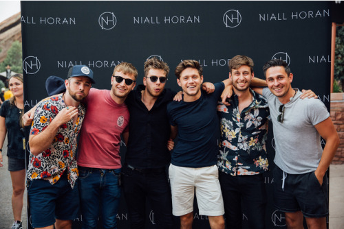 dailyniallnews:  niallhoran: Red Rocks @christiantierney