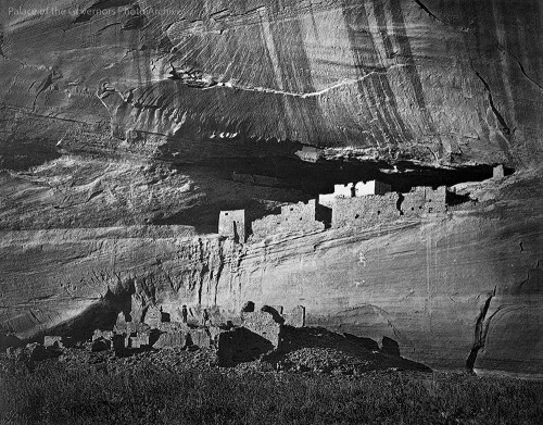 pogphotoarchives:White House Ruins, Canyon de Chelly, ArizonaPhotographer: T.H. O’ SullivanDate: 187