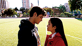 malecs:Lara Jean wearing her hair up around Josh vs. letting her hair down with Peter↳ (requested by