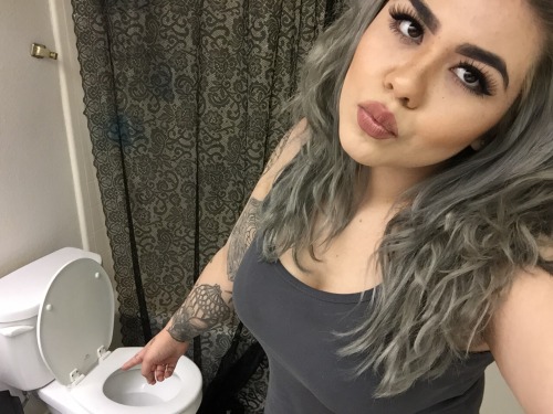bigdicktribe:  🚽