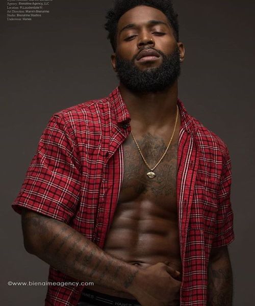 thickchocolatecity:  Follow http://thickchocolatecity.tumblr.com for more!