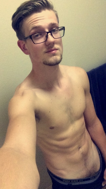ksufraternitybrother:  SO HOT!!! KSU-Frat Guy: Over 103,000 followers and 68,000 posts.Follow me at: ksufraternitybrother.tumblr.com 