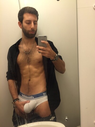 Nude Males That I Like To Reblog (NSFW)
