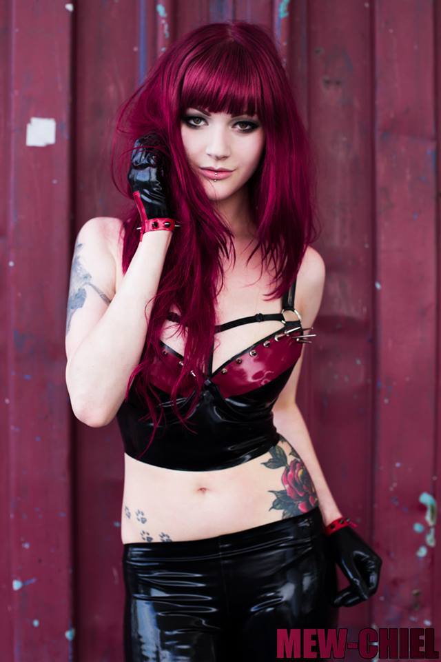 glovedandbound:  Mew-Chiel