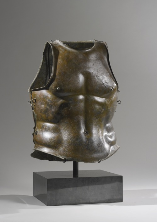 archaicwonder:Greek Bronze Muscle Cuirass, c. 4th century BCThe muscle cuirass or heroic cuirass was