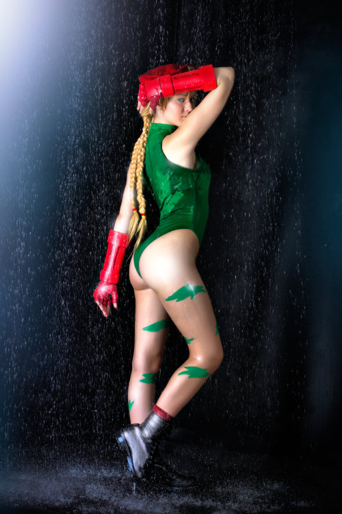 cosplaygirl:  Battle 6 by ~OniksiyaSofinikum on deviantART 