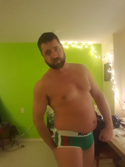 kwartha:  Haven’t posted a picture of myself in a while.  Been lifting weights to balance my belly with my upper body. I’m really noticing results.  Happy. 225 lbs