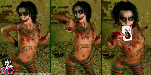 nerdygirlsnaked:  Naked Joker Cosplay Strip 