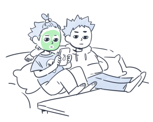 toranator:I keep thinking about oikawa with face masks!