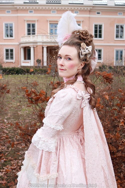 Rococo LadyThis is a collaboration with  @devilinspiredofficial I recently received this Henrietta R