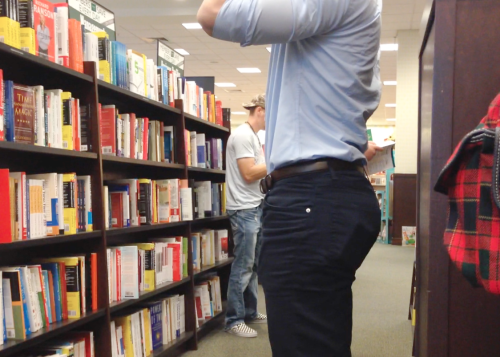 porngeekstuff:  Delicious College Ass @ Barnes & Noblehttp://porngeekstuff.tumblr.com/