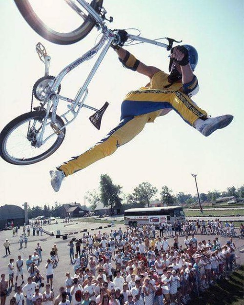 outsidersbmx: All the way up. #outsidersbmx #OTSDRS #bmx #bmxoutsiders #osbmx #vintagebmx #bmxroots 