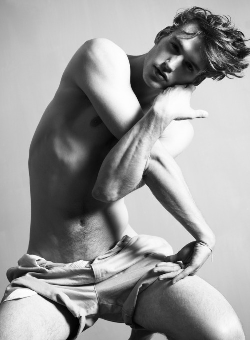 sean-clancy:  Stevin Hilbrands by Saverio porn pictures