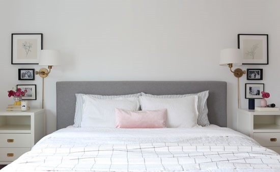 4 DIFFERENT WAYS TO STYLE BED PILLOWS