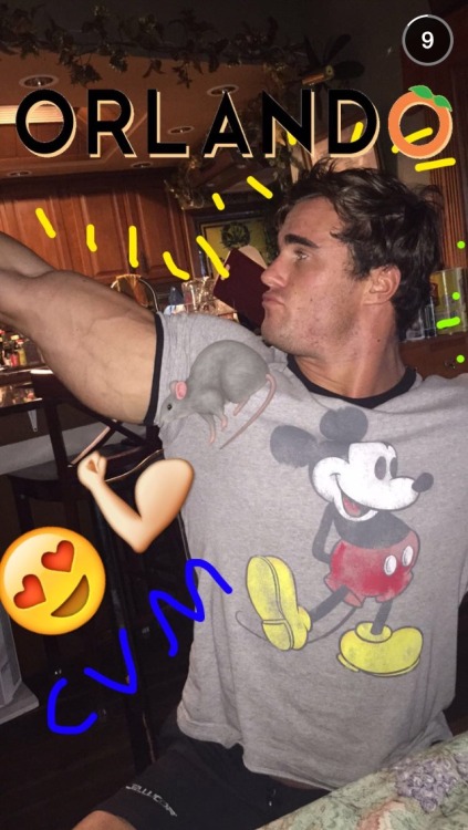 keepemgrowin:  He is so cute… and so damn big.