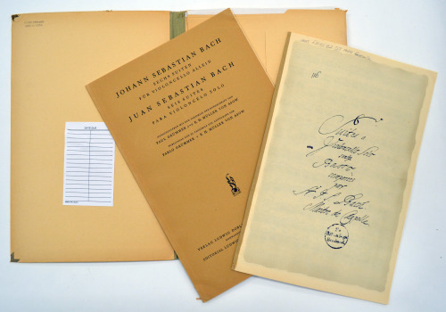 Five things we love about this edition of the Bach cello suitesSechs Suiten für Violoncello all
