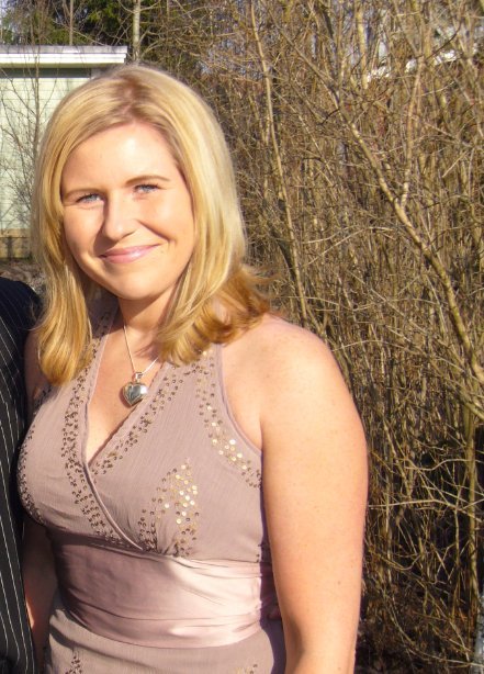 fulludders:  From milf to hucow. Way to go