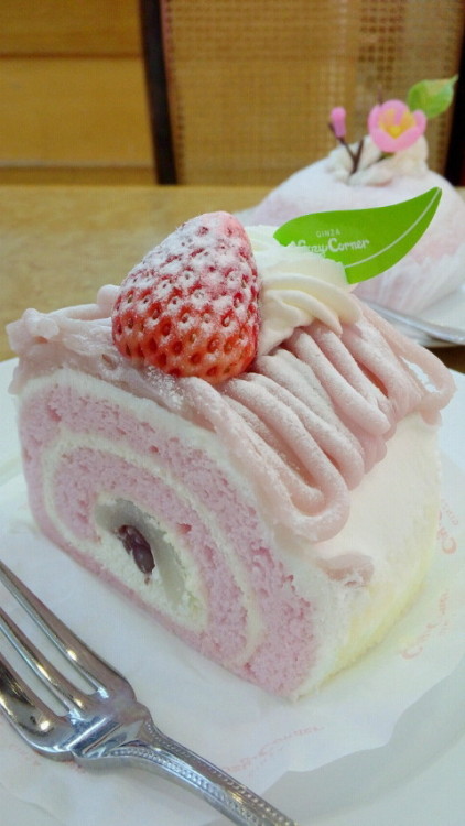 Porn decobear:  Strawberry ❀ Rose ❀ Cake  photos